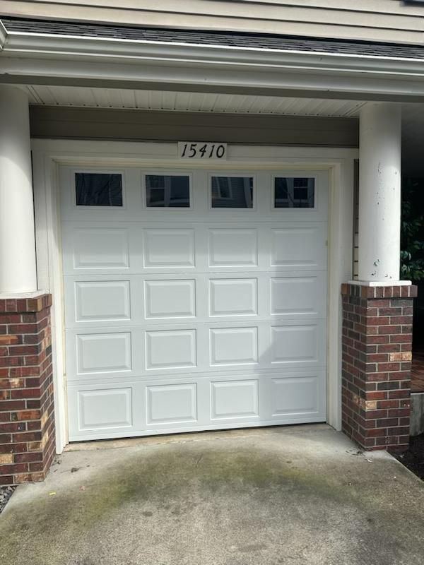 Common Garage Door Problems Prevented by Maintenance